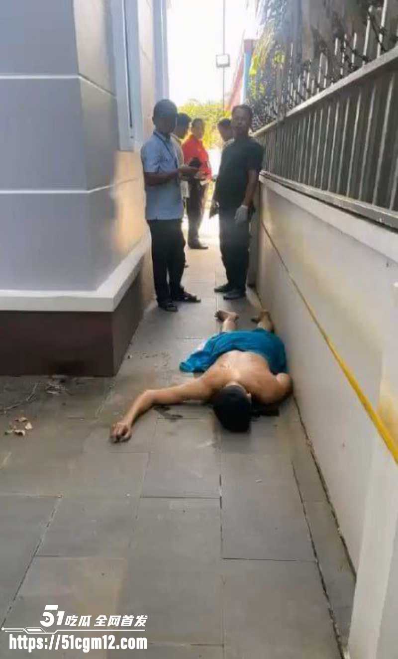 柬埔寨稻农 枪杀前女友和警察情夫 随后自杀身亡 8 柬埔寨稻农 枪杀前女友和警察情夫 随后自杀身亡 8