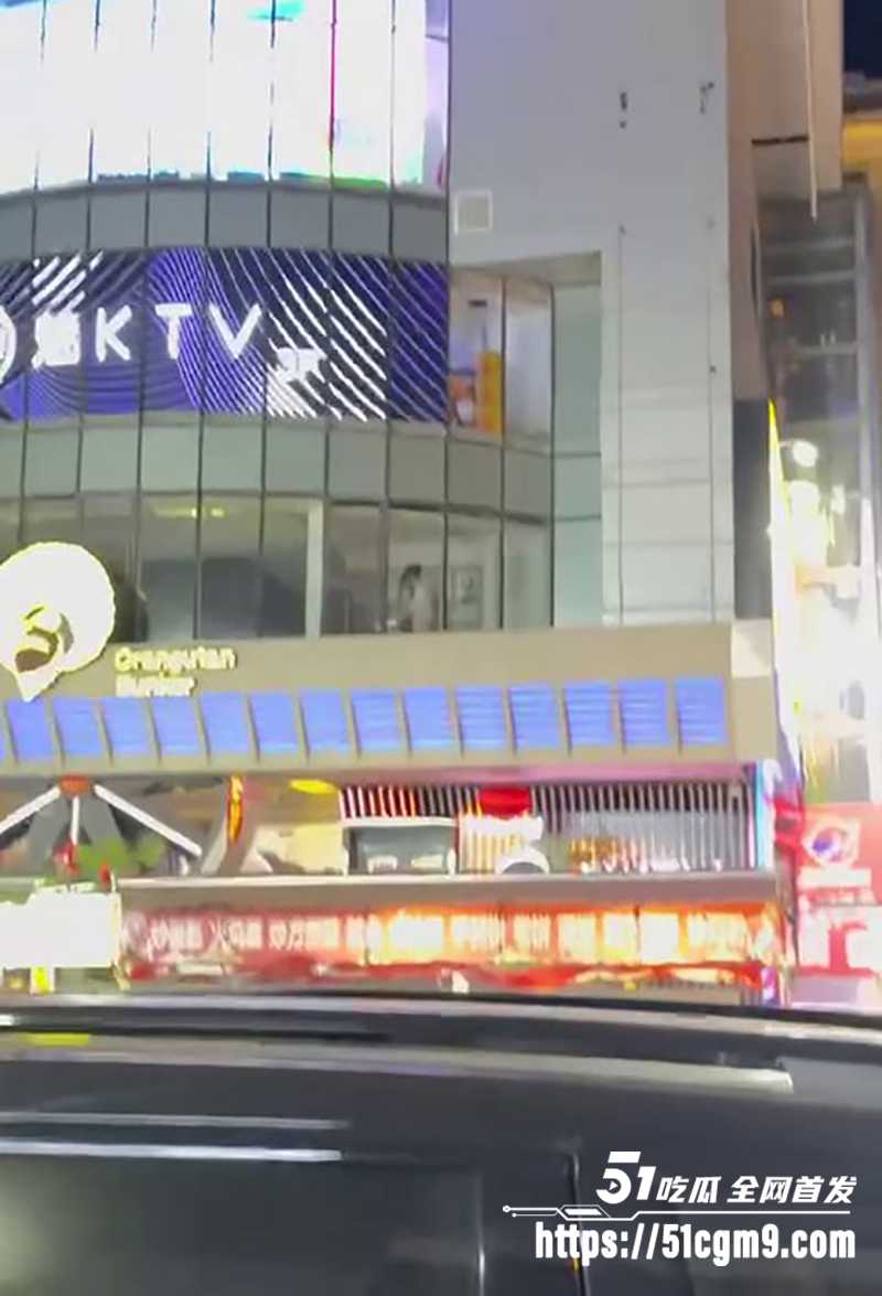高颜值小情侣大楼激情缠绵被偷拍 2 拷贝 高颜值小情侣大楼激情缠绵被偷拍 2 拷贝