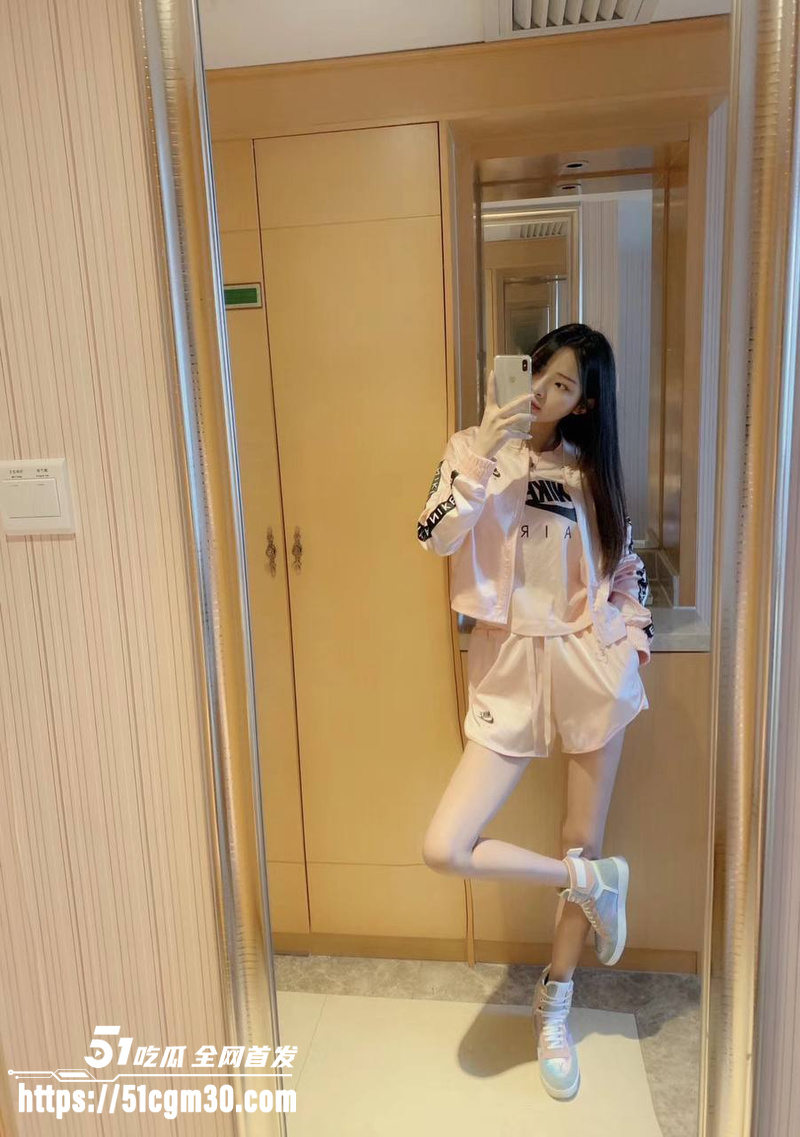 00后土族母狗 陈仙仙 3 00后土族母狗 陈仙仙 3