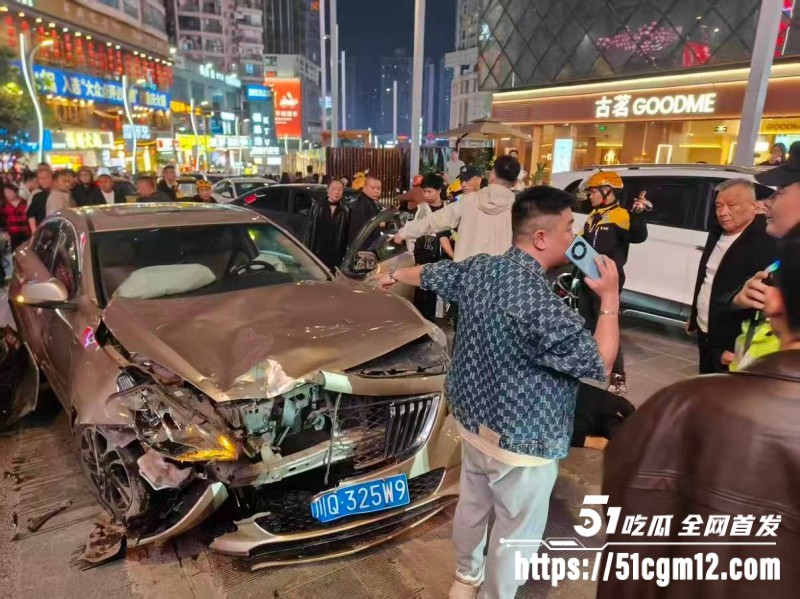 重庆两江新区观音桥发生重大车祸事件 1 重庆两江新区观音桥发生重大车祸事件 1