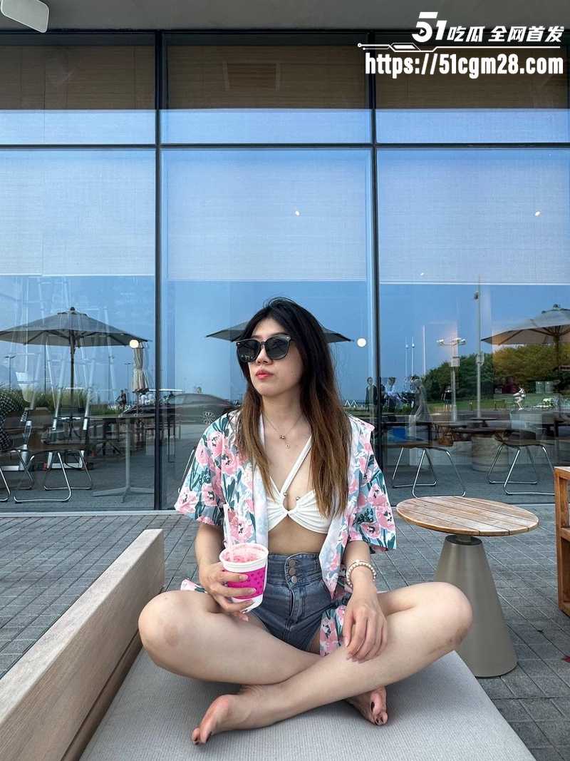 黑龙江少妇 邹红丽 酒店偷情实录 2 黑龙江少妇 邹红丽 酒店偷情实录 2