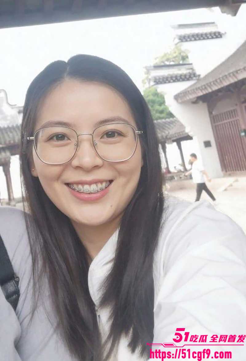 绍兴风骚人妻曹溪月不雅视频曝光 2 拷贝 绍兴风骚人妻曹溪月不雅视频曝光 2 拷贝