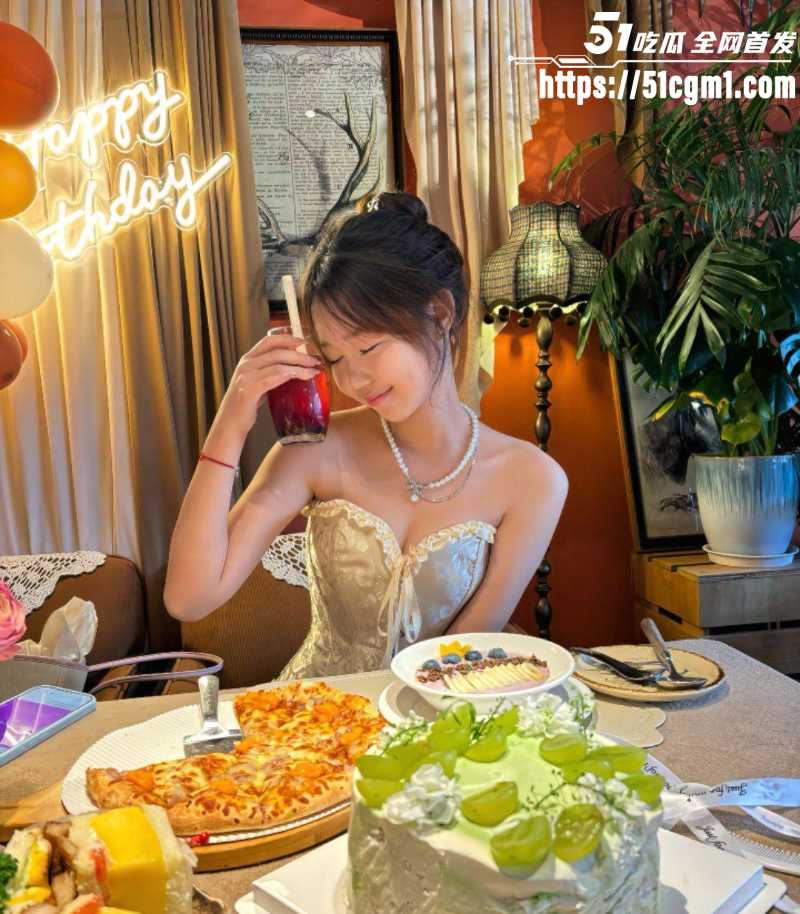 辽宁生态工程学校 王静 性爱视频曝光 1 辽宁生态工程学校 王静 性爱视频曝光 1
