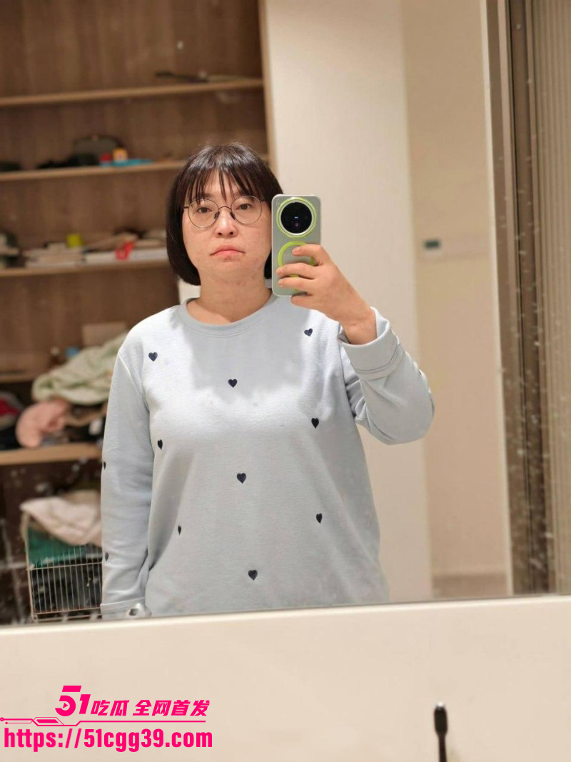 微博女权博主菜刀曦曦约炮黑人视频05 微博女权博主菜刀曦曦约炮黑人视频05