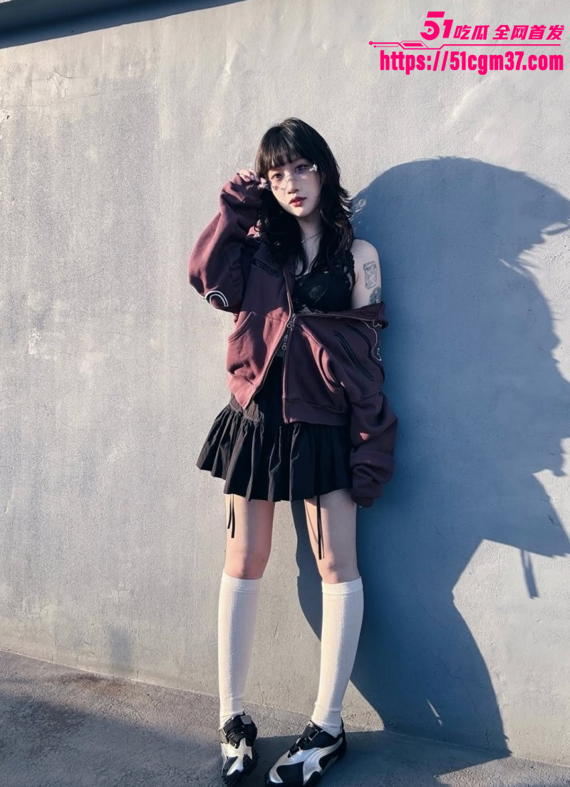 纹身小网美 rouu 性爱自拍 4 纹身小网美 rouu 性爱自拍 4