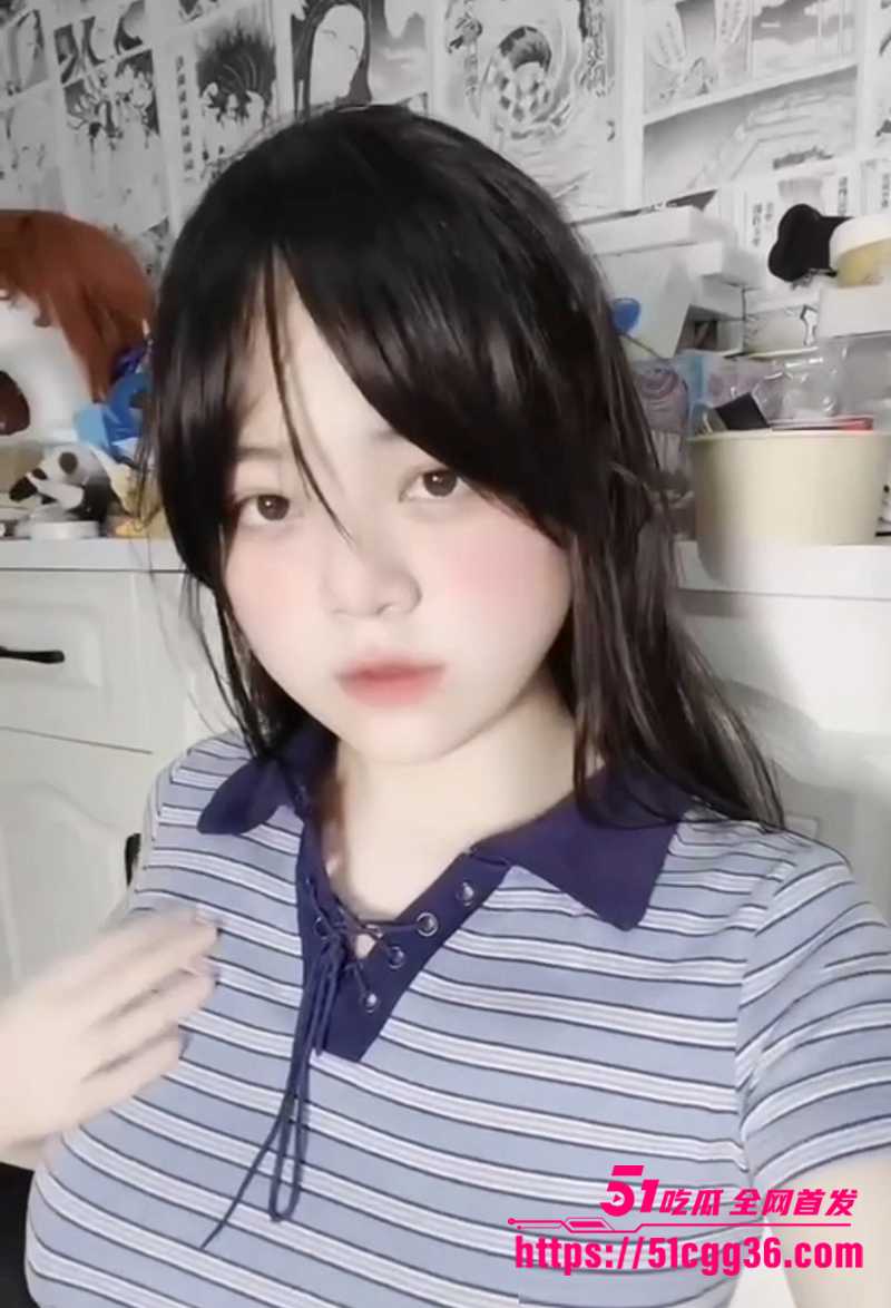 巨大雷美少女自拍美乳嫩穴视频流出 2 拷贝 巨大雷美少女自拍美乳嫩穴视频流出 2 拷贝