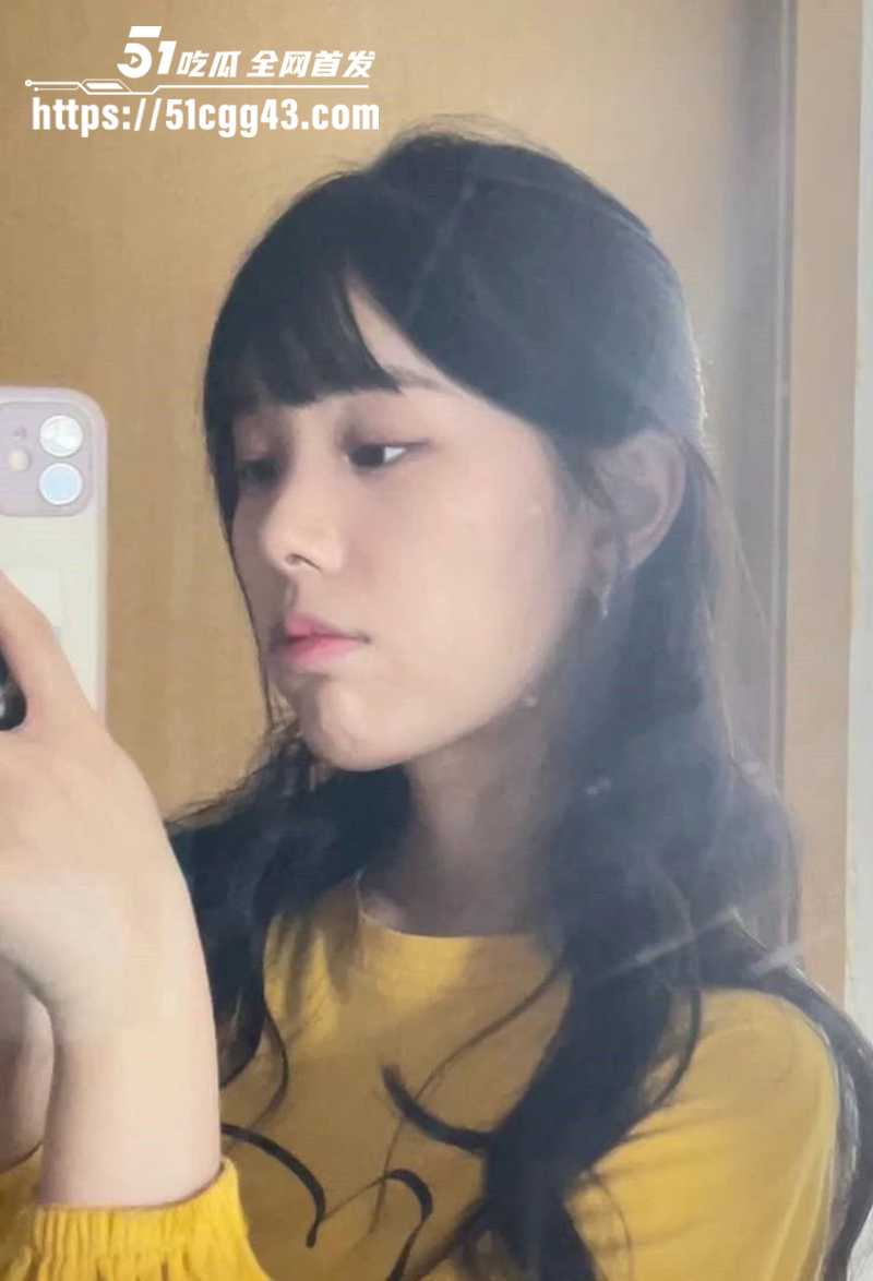 清纯南京女大露脸道具自慰私拍视频流出3拷贝 清纯南京女大露脸道具自慰私拍视频流出3拷贝