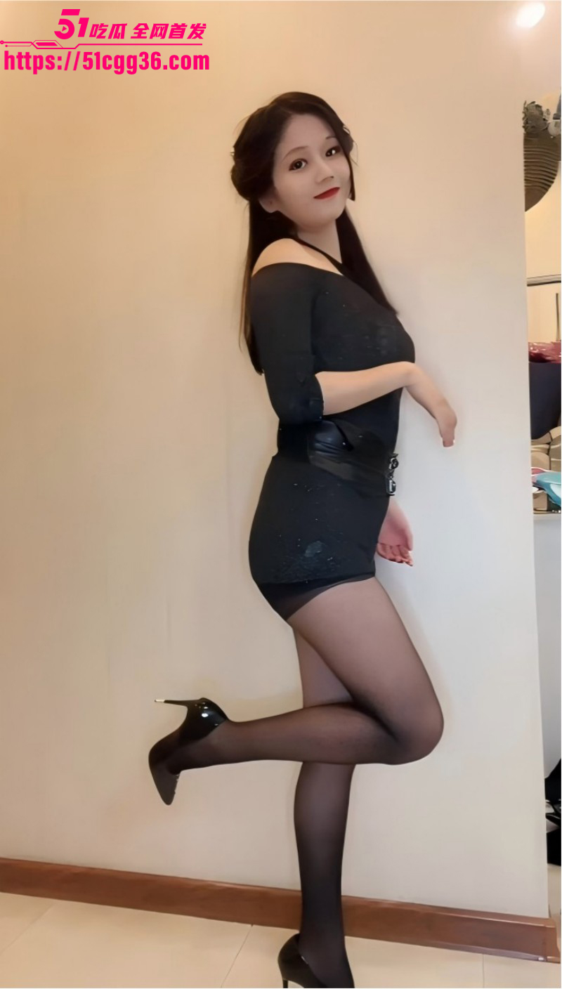 抖音御姐网红小歪宝定制私拍03 抖音御姐网红小歪宝定制私拍03