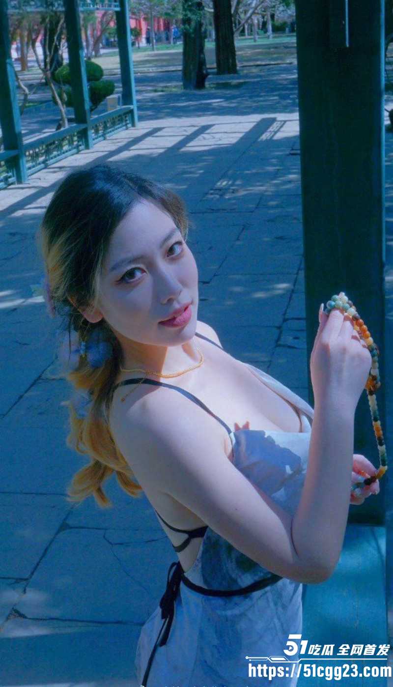 北京林业大学反差女博士自慰视频04 北京林业大学反差女博士自慰视频04