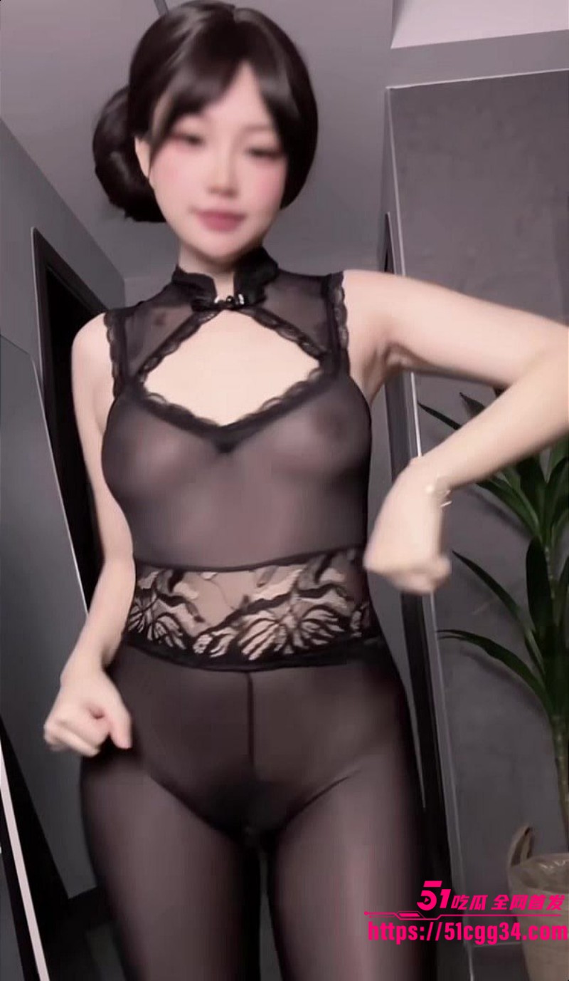 推特福利姬 小仙云 门槛变装裸舞秀 制服露出美乳嫩穴全程诱惑 腰肢扭动肥臀翘挺挑逗你的性欲神经 4 推特福利姬 小仙云 门槛变装裸舞秀 制服露出美乳嫩穴全程诱惑 腰肢扭动肥臀翘挺挑逗你的性欲神经 4
