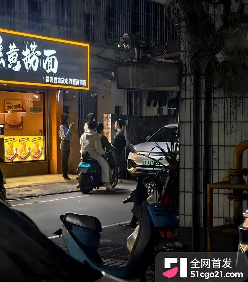 南宁埌西再现扫黄行动 多名站街女被抓14 南宁埌西再现扫黄行动 多名站街女被抓14