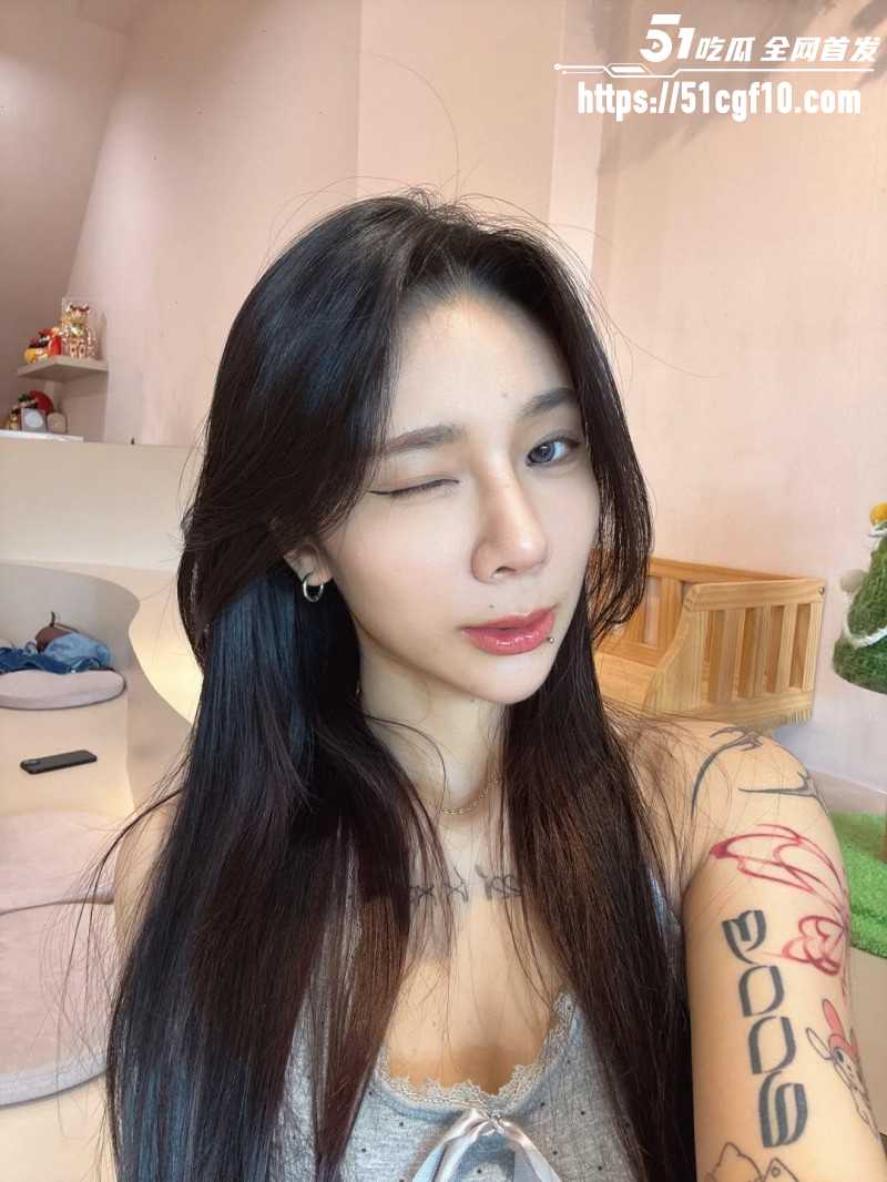 纹身小网红肠肠早期黄播黑料曝出02 纹身小网红肠肠早期黄播黑料曝出02