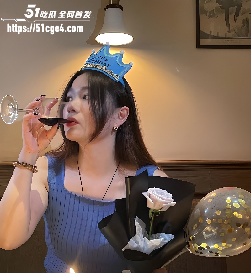 山东职业大学 张嘉怡 兼职夜场小姐 2 山东职业大学 张嘉怡 兼职夜场小姐 2