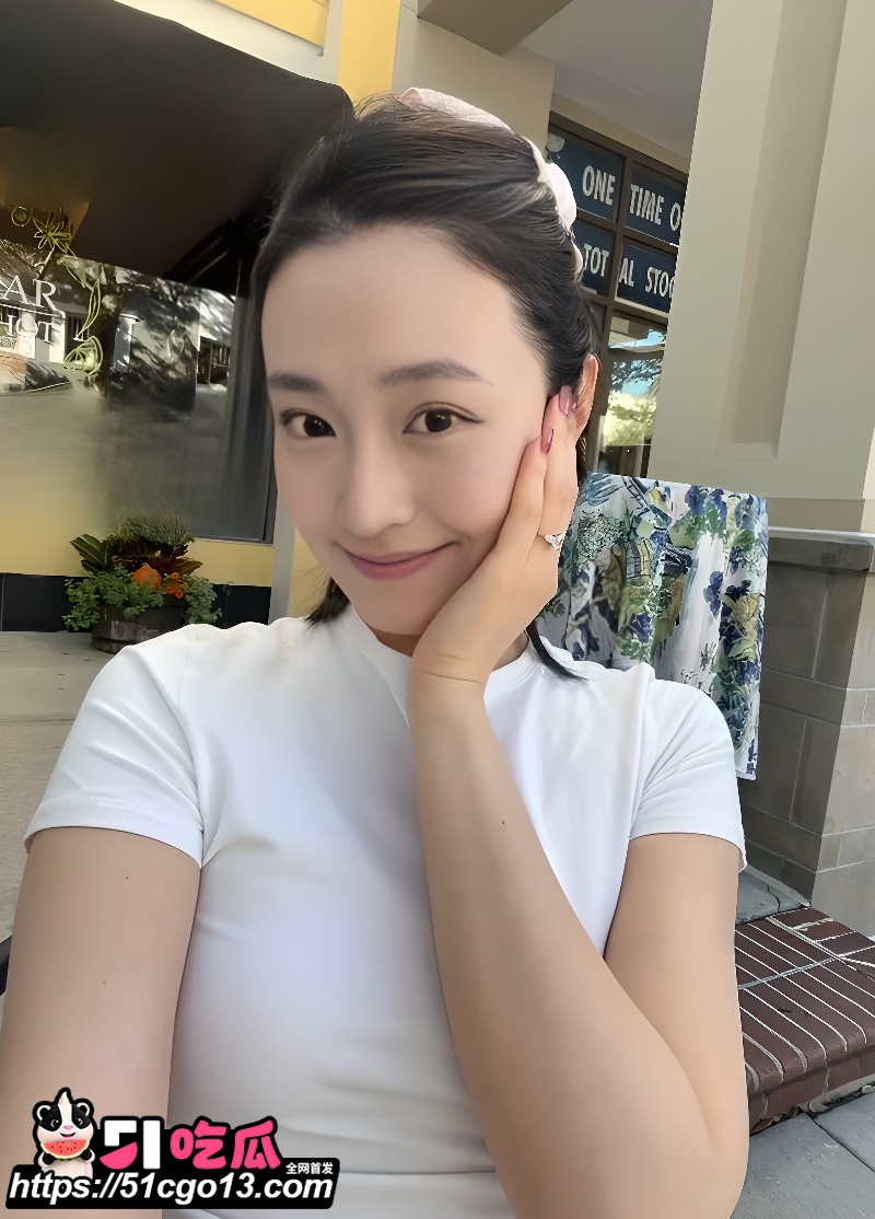 清纯女网红 廖曦芮 酒店性爱自拍 5 清纯女网红 廖曦芮 酒店性爱自拍 5