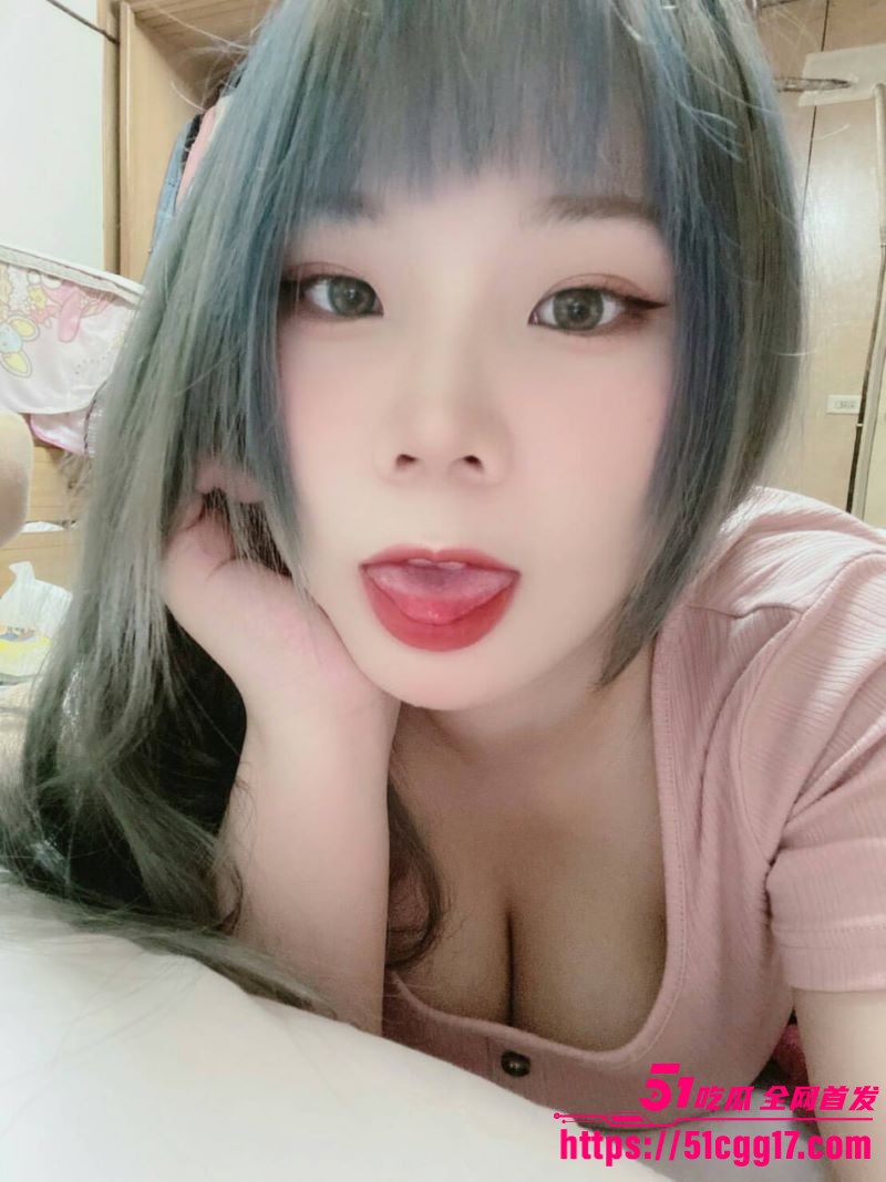 富二代两兄弟重金包养微胖大学生 1 富二代两兄弟重金包养微胖大学生 1