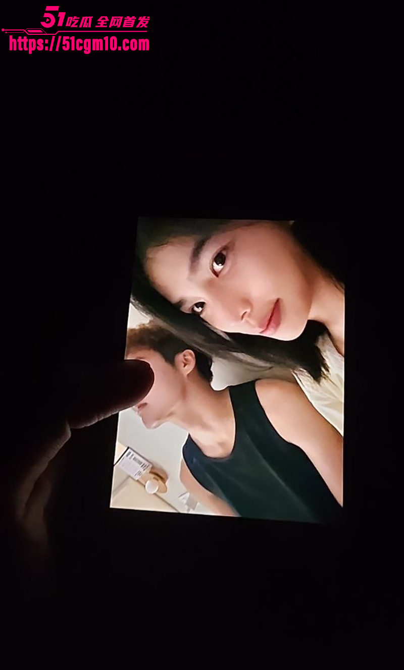 短发清纯少女 性爱视频遭男友报复泄露! 3 短发清纯少女 性爱视频遭男友报复泄露! 3