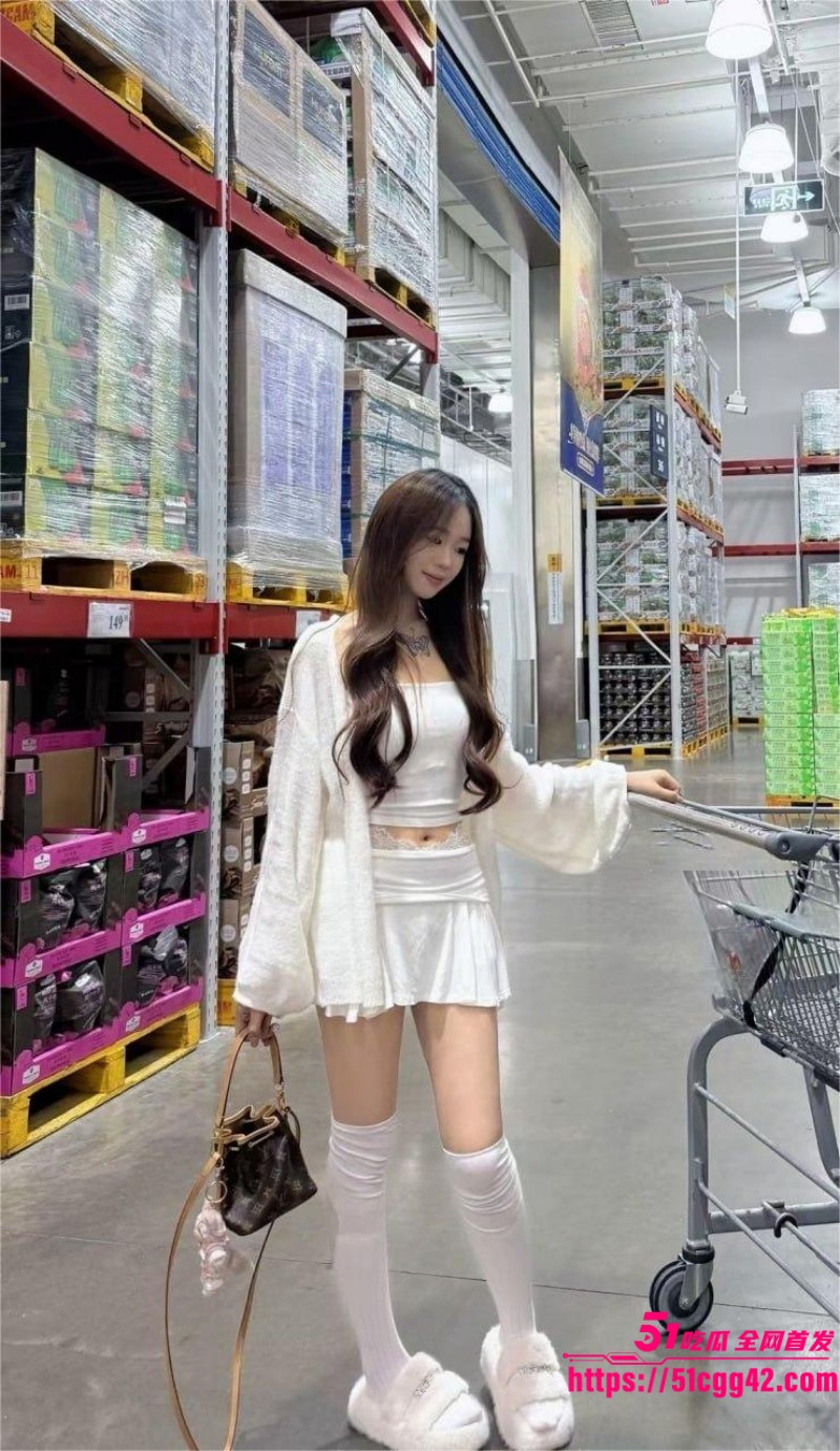 甜美系美少女性爱自拍流出 5 甜美系美少女性爱自拍流出 5