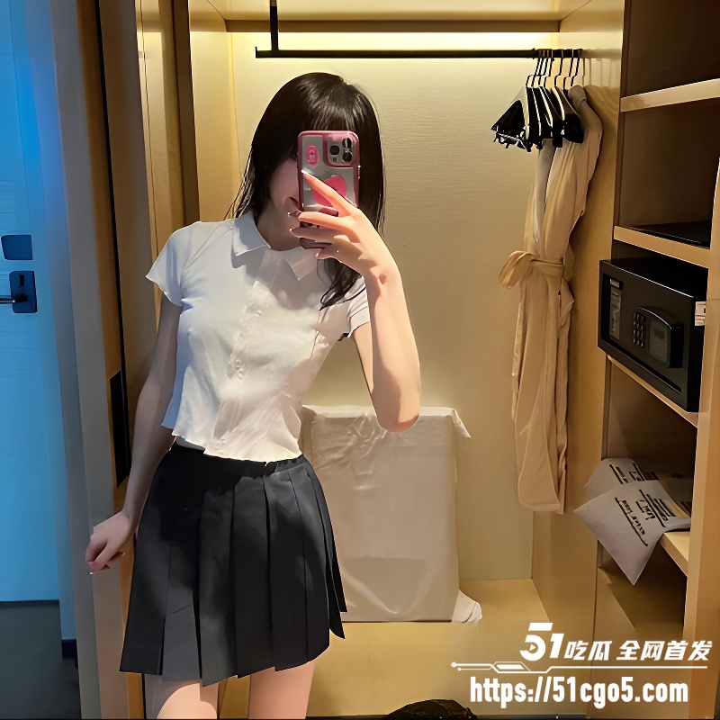 烟台淫妻 刘祈瑄 露脸性爱视频 3 烟台淫妻 刘祈瑄 露脸性爱视频 3