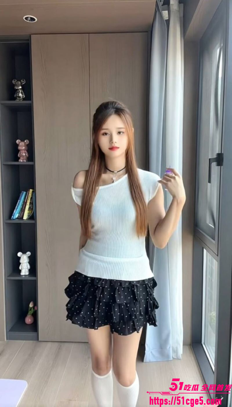 抖音百万网红胡一刀狂睡兄弟老婆新月 16 抖音百万网红胡一刀狂睡兄弟老婆新月 16