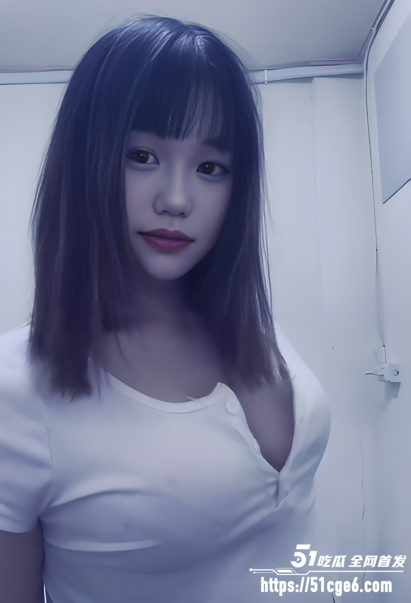 抖音超反差齐刘海骚货小瑜自拍不雅视频流出4 抖音超反差齐刘海骚货小瑜自拍不雅视频流出4