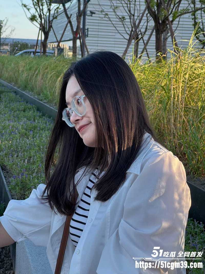烟台性瘾夫妻露脸性爱自拍 6 烟台性瘾夫妻露脸性爱自拍 6
