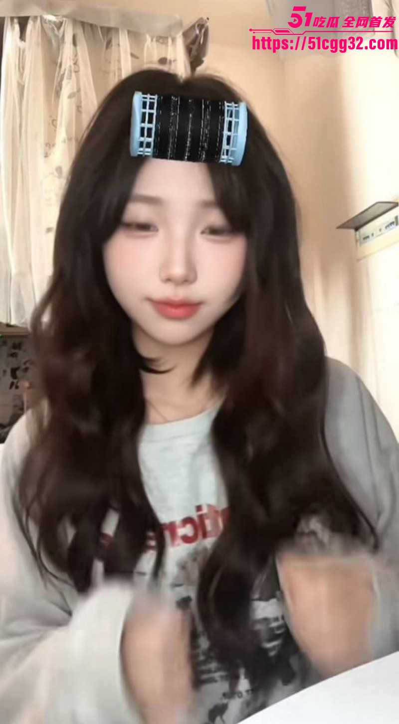 江西土豪包养三小妹后宫群聊天记录泄露015 江西土豪包养三小妹后宫群聊天记录泄露015
