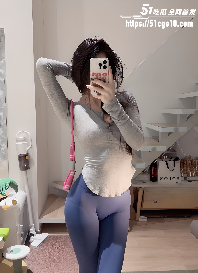 巨乳御姐定制福利私拍 2 巨乳御姐定制福利私拍 2