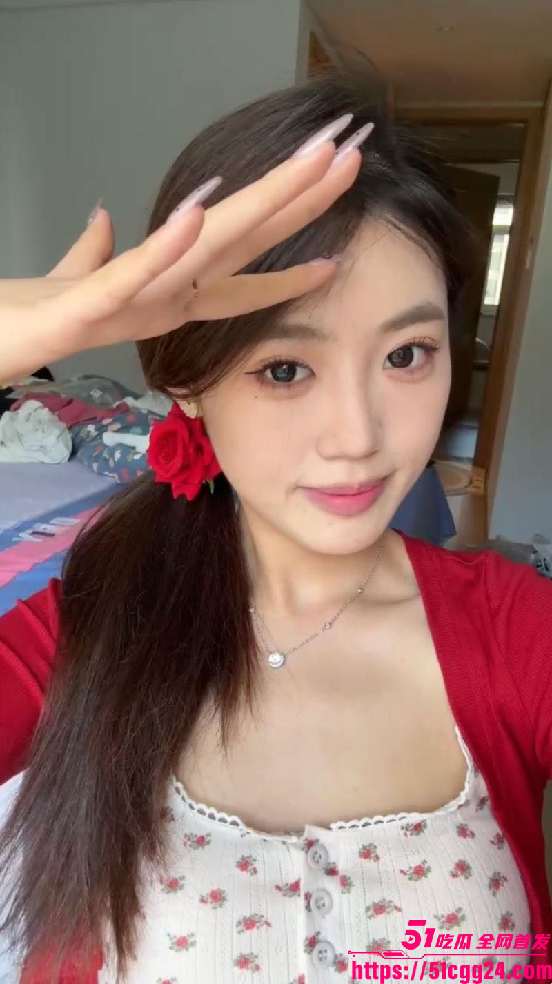 成都乖巧女大学生JK制服啪啪视频 1 成都乖巧女大学生JK制服啪啪视频 1