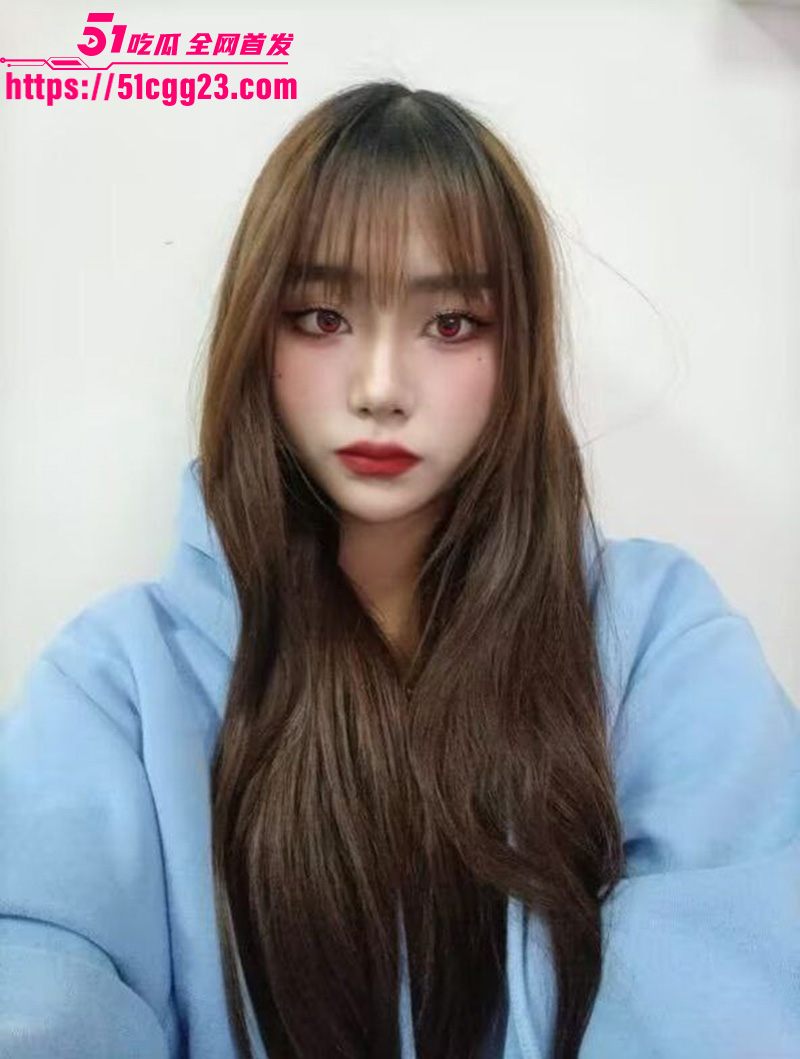 广东高颜值淫妻1 广东高颜值淫妻1