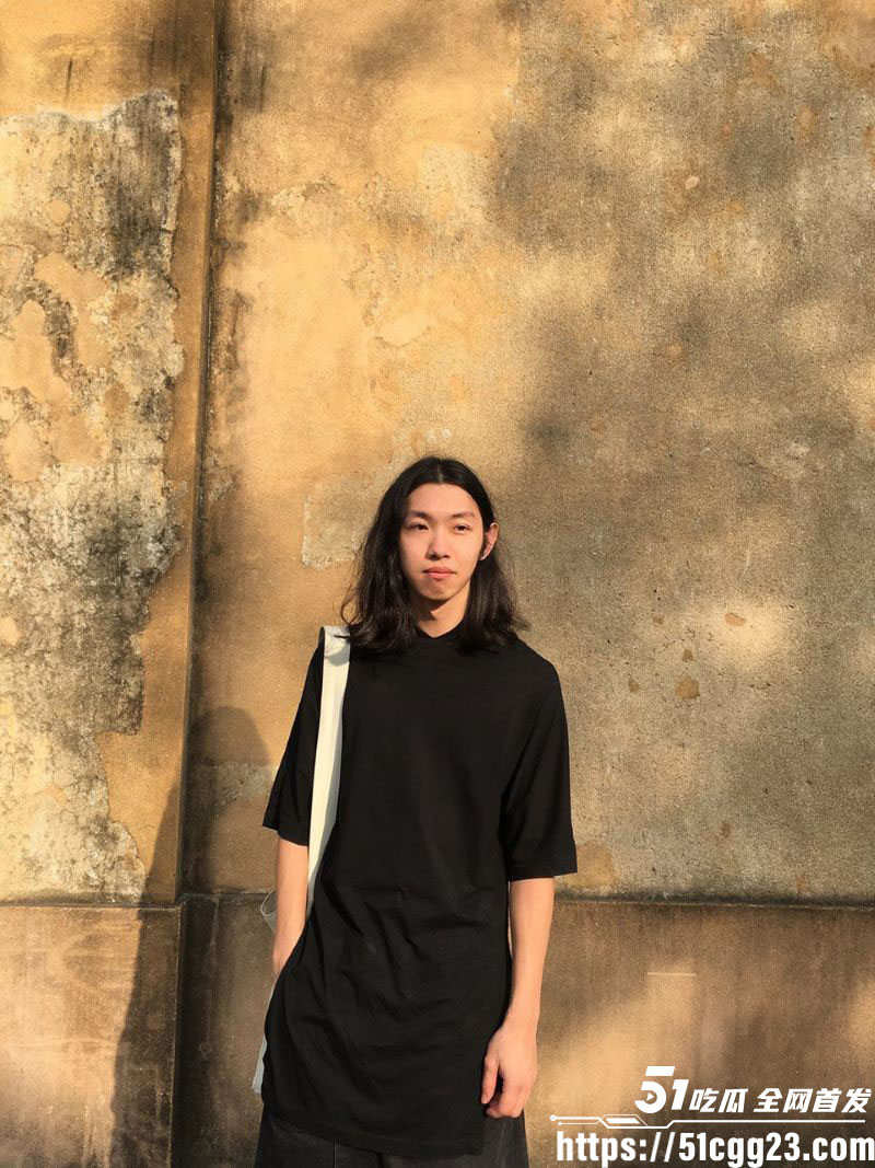 网友独家曝光兄弟女友无套露脸做爱视频 4 网友独家曝光兄弟女友无套露脸做爱视频 4