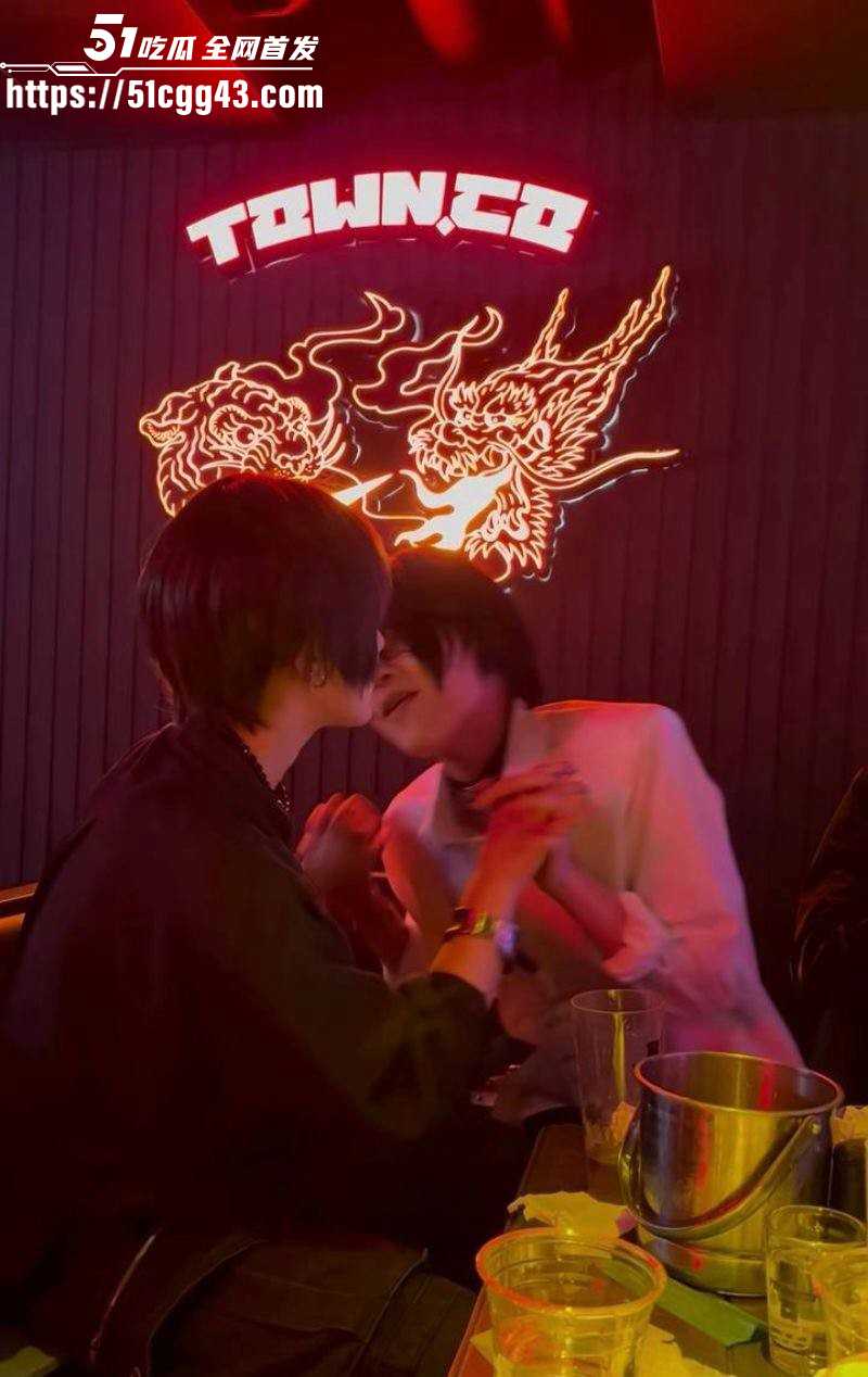 天才小猫曝光司俊xi出轨约炮事件013 天才小猫曝光司俊xi出轨约炮事件013