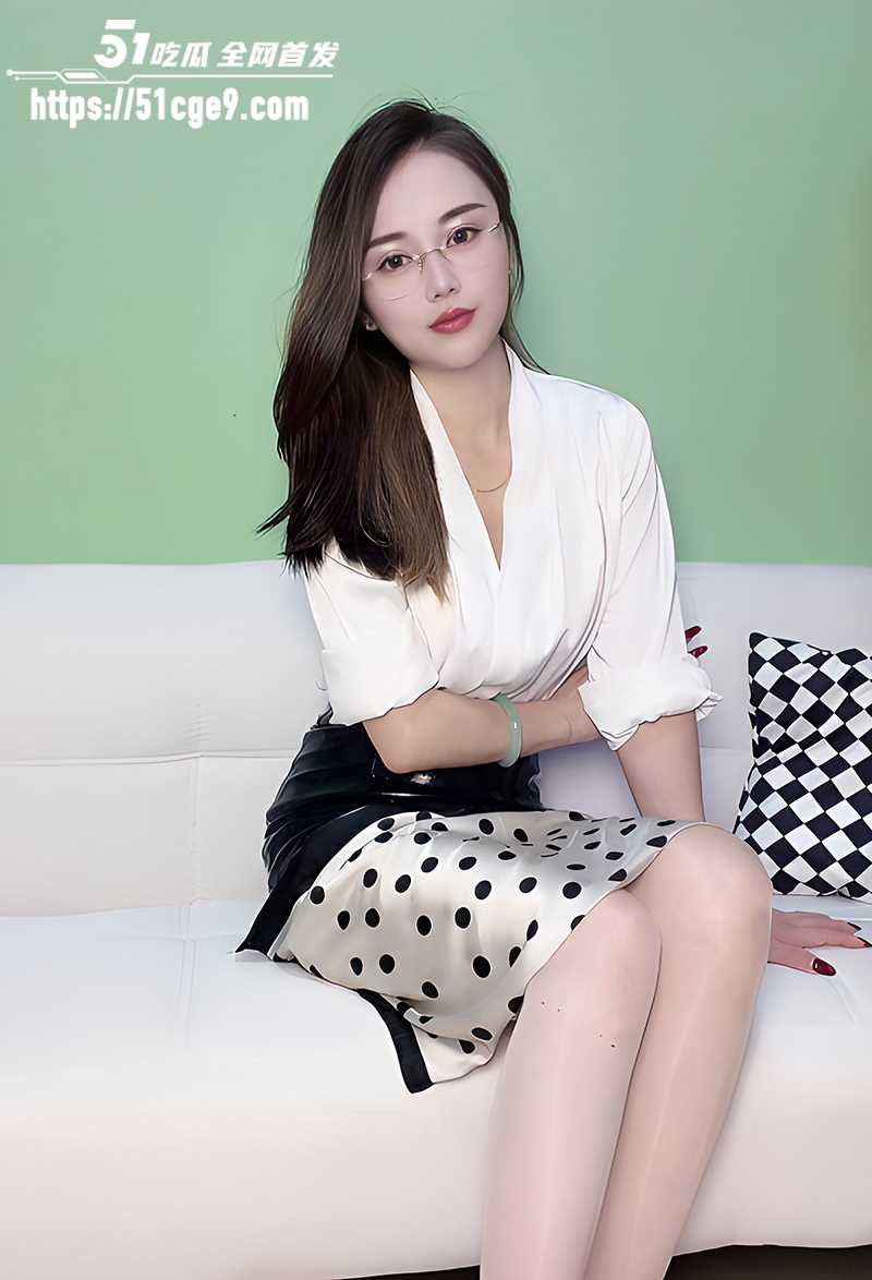 抖音性感少妇诺黎定制福利视频流出 2 拷贝 抖音性感少妇诺黎定制福利视频流出 2 拷贝