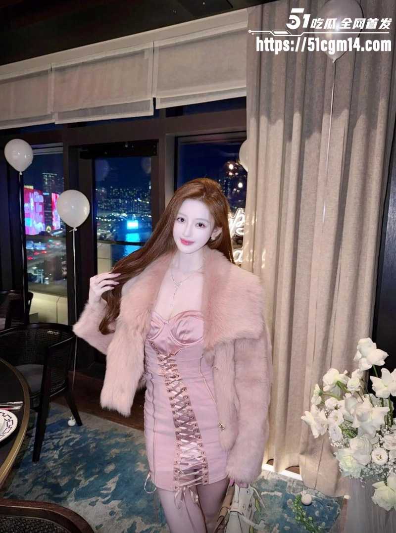 抖音34万粉网红 唐元元 18 抖音34万粉网红 唐元元 18