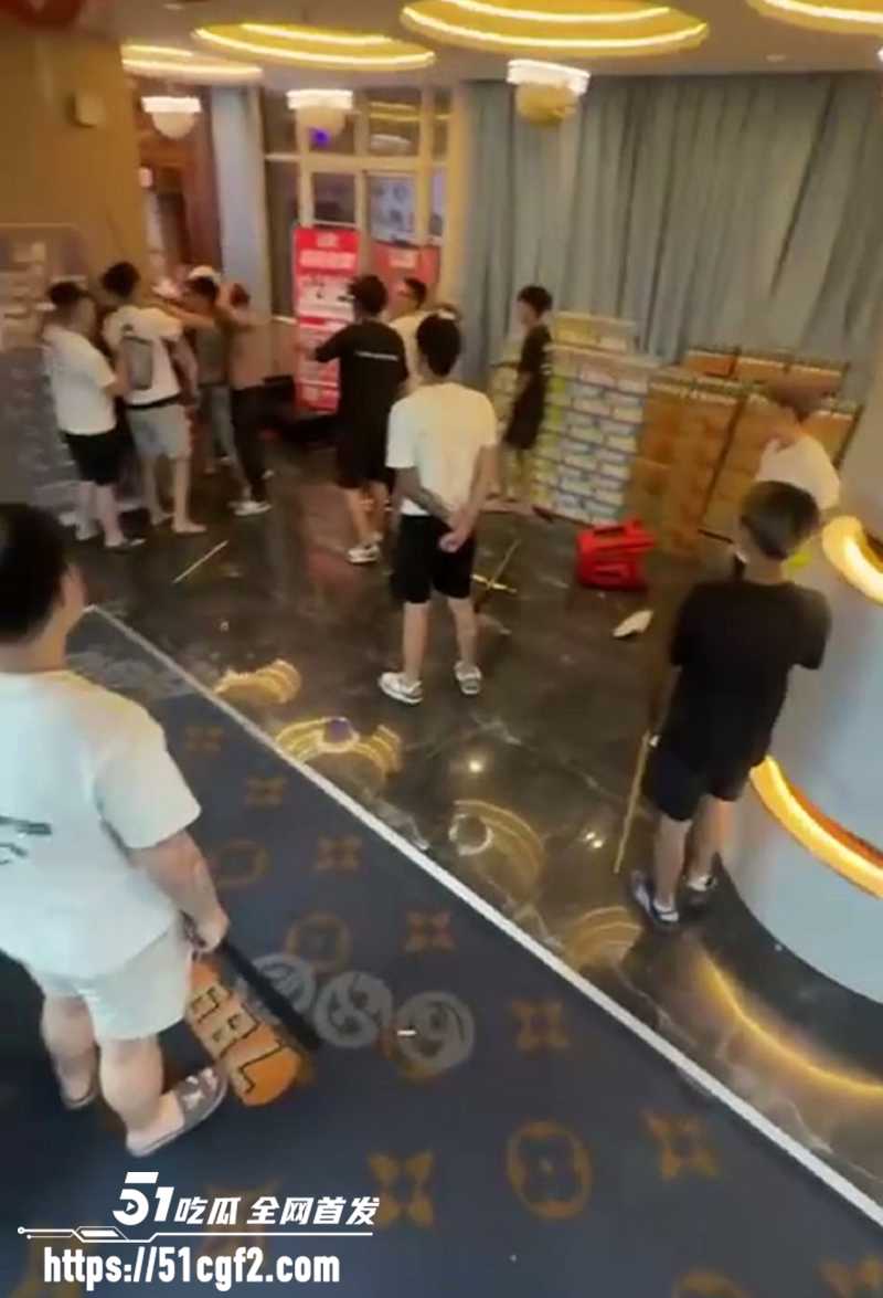 湖南永州道县789台球室冲突视频流出 7 拷贝 湖南永州道县789台球室冲突视频流出 7 拷贝