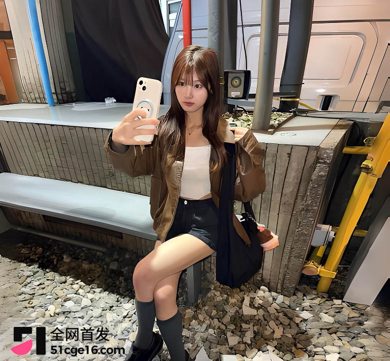 高颜值学生妹 小颖 性爱自拍 3 高颜值学生妹 小颖 性爱自拍 3