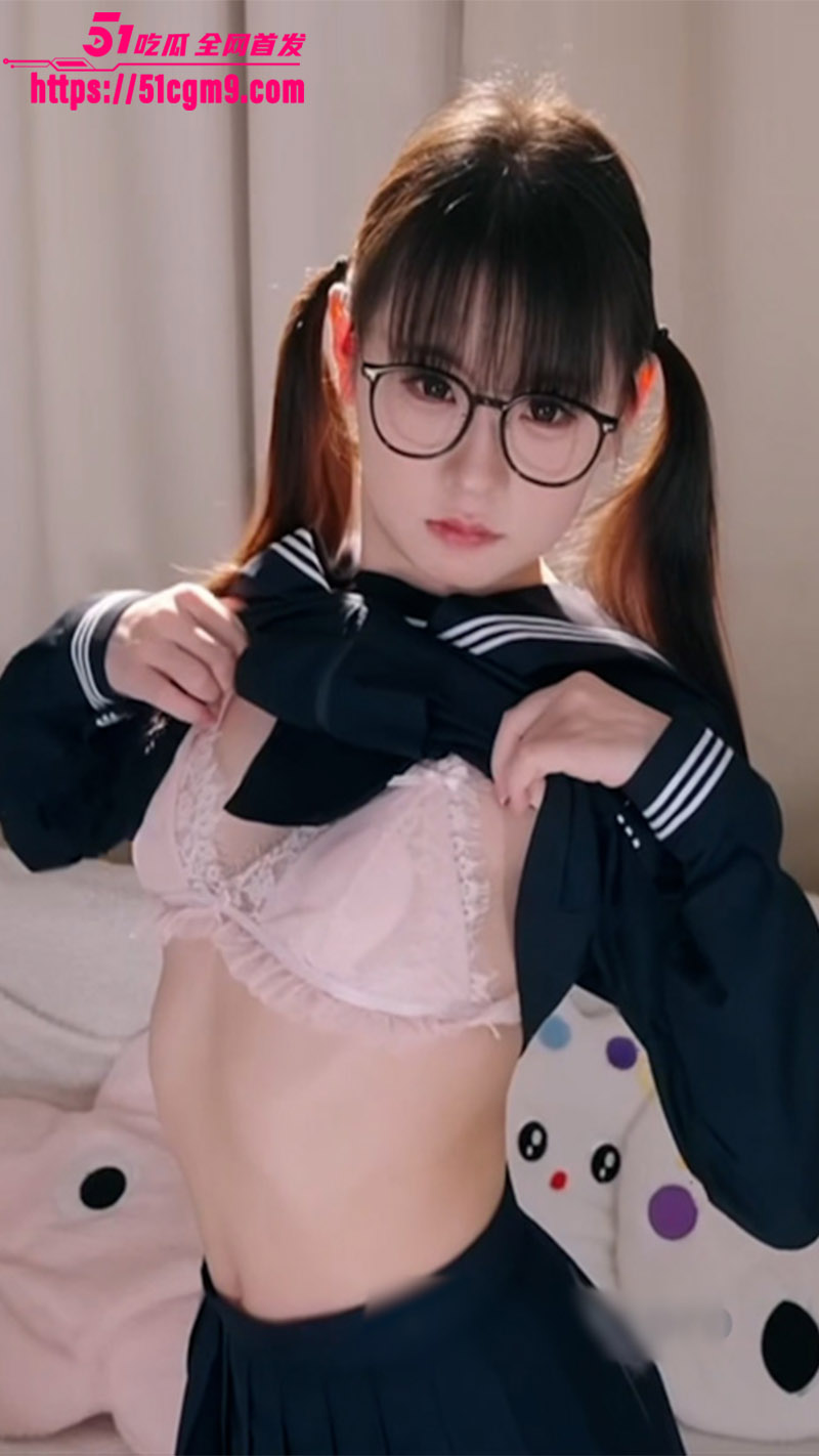 超嫩福利姬 幼水铃衣 私房写真 萝莉嫩妹娇小可爱足控诱惑 搔首弄姿诱惑摆拍 粉嫩身材极致诱人 超嫩福利姬 幼水铃衣 私房写真 萝莉嫩妹娇小可爱足控诱惑 搔首弄姿诱惑摆拍 粉嫩身材极致诱人
