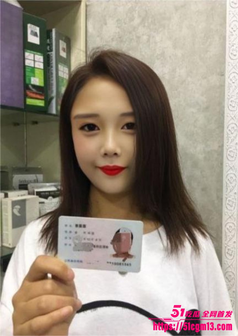 广西精神小妹谭雅静裸贷逾期视频 1 广西精神小妹谭雅静裸贷逾期视频 1