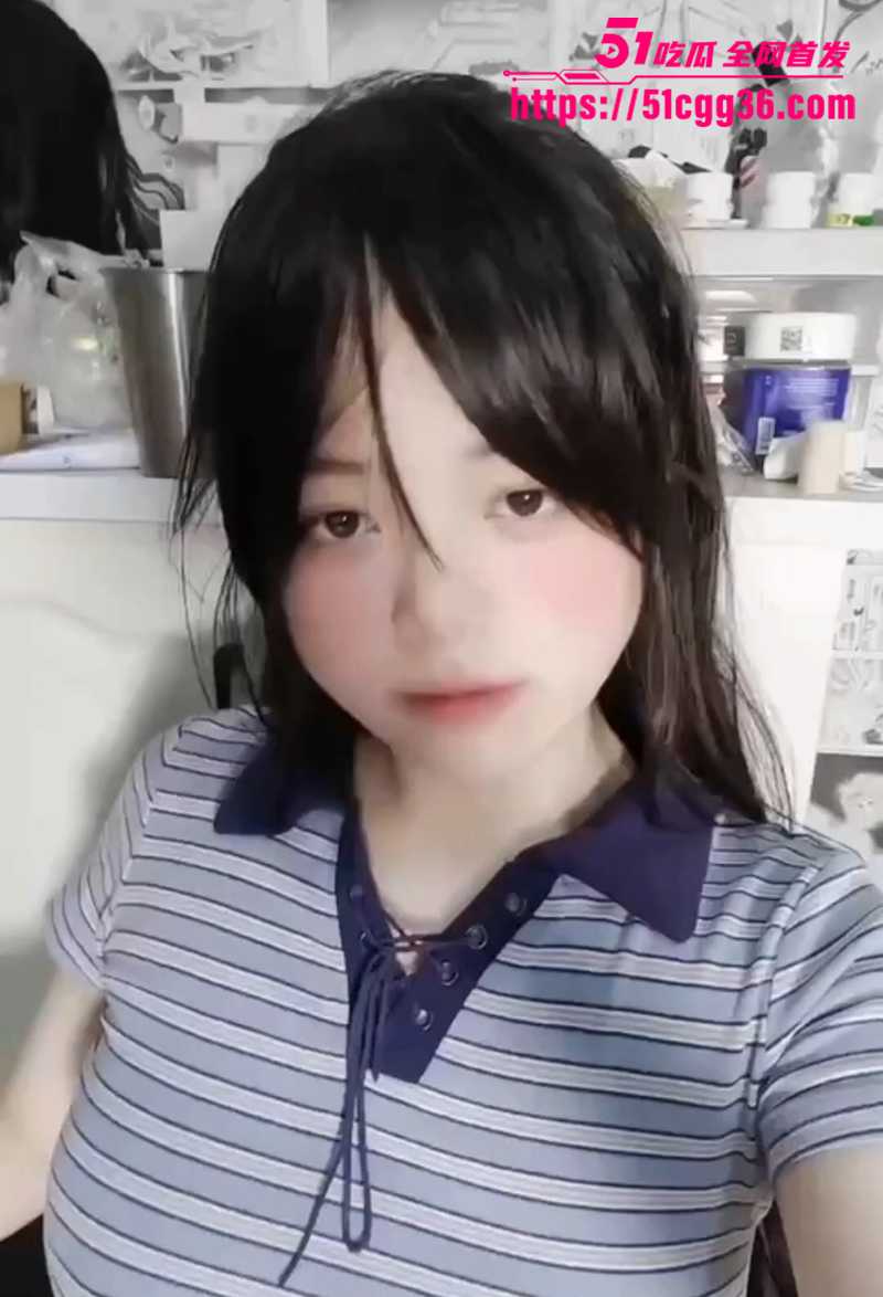 巨大雷美少女自拍美乳嫩穴视频流出 1 拷贝 巨大雷美少女自拍美乳嫩穴视频流出 1 拷贝