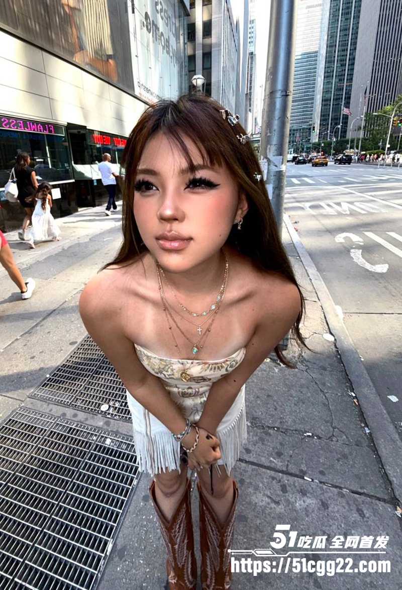 清纯网红乖乖女小鱼黑人群交视频流出5拷贝 清纯网红乖乖女小鱼黑人群交视频流出5拷贝
