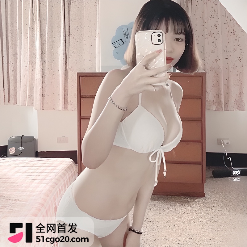 小只马自慰视频3 小只马自慰视频3