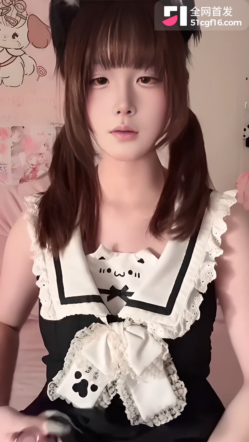 颜值极品双马尾JK制服自慰 2 颜值极品双马尾JK制服自慰 2