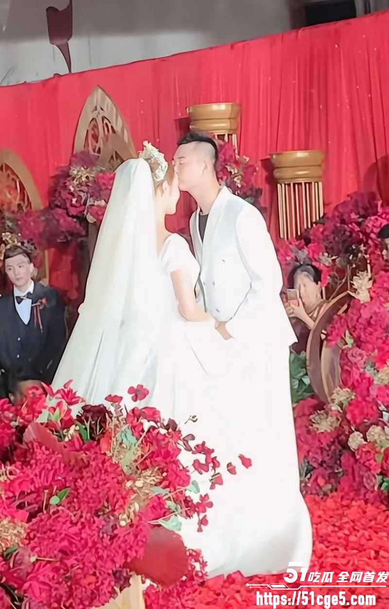 巴扎黑380万彩礼娶妻离婚净身出户3 巴扎黑380万彩礼娶妻离婚净身出户3