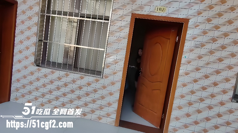 记者暗访城中村低价娼妓 1 记者暗访城中村低价娼妓 1