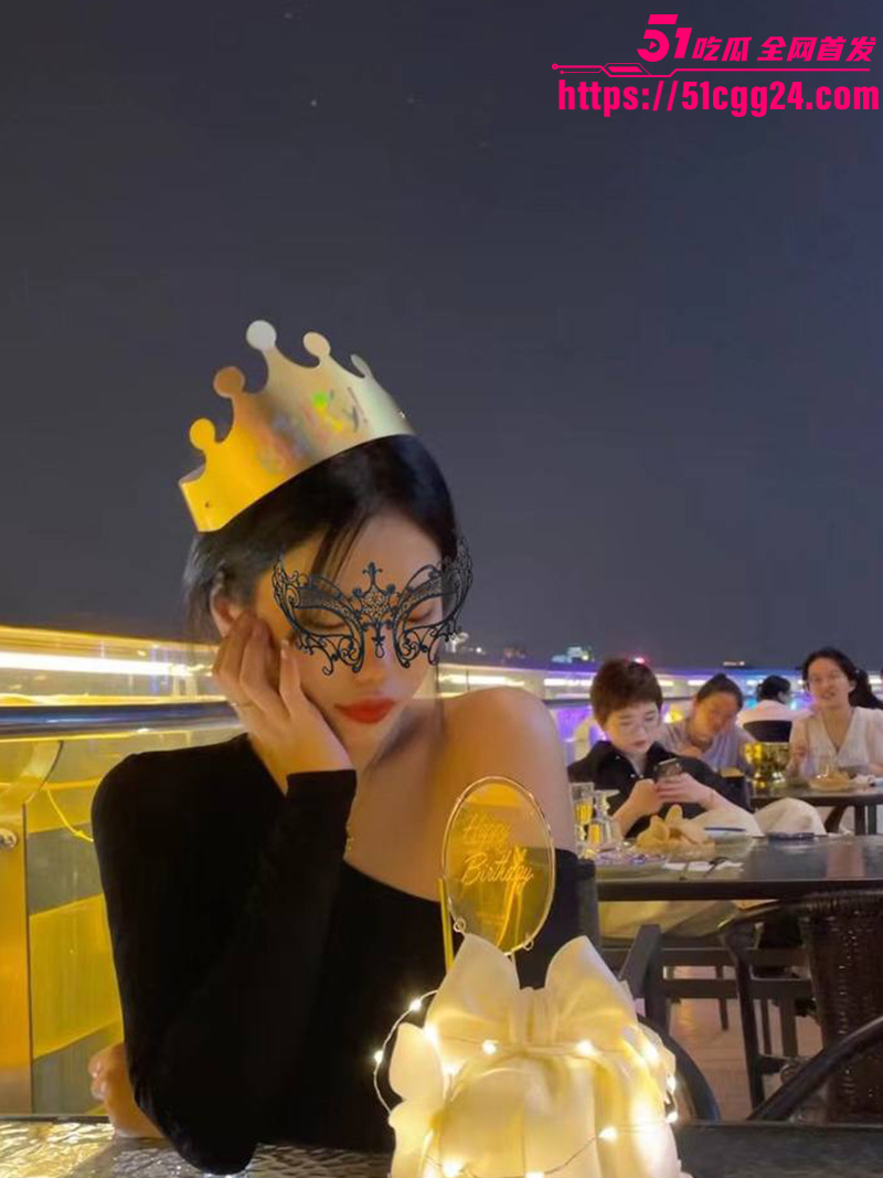 青岛反差少女林苗2 青岛反差少女林苗2