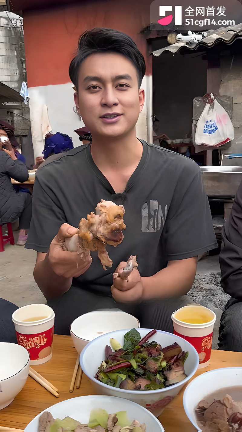 云南网红 哈尼阿乡 婚内出轨高小姐 1 云南网红 哈尼阿乡 婚内出轨高小姐 1