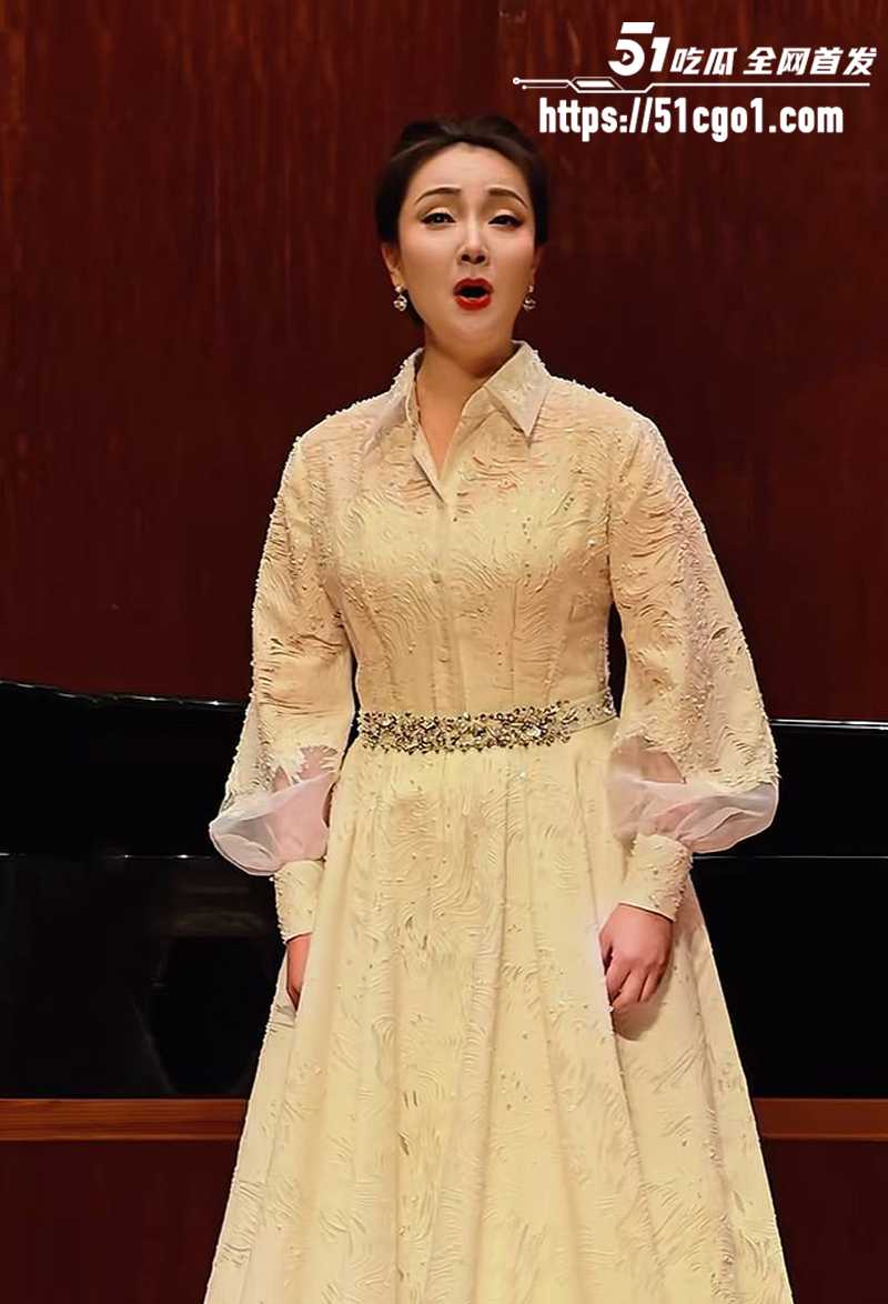上海音乐学院年轻的女教授许洁陪睡事件曝光4拷贝 上海音乐学院年轻的女教授许洁陪睡事件曝光4拷贝