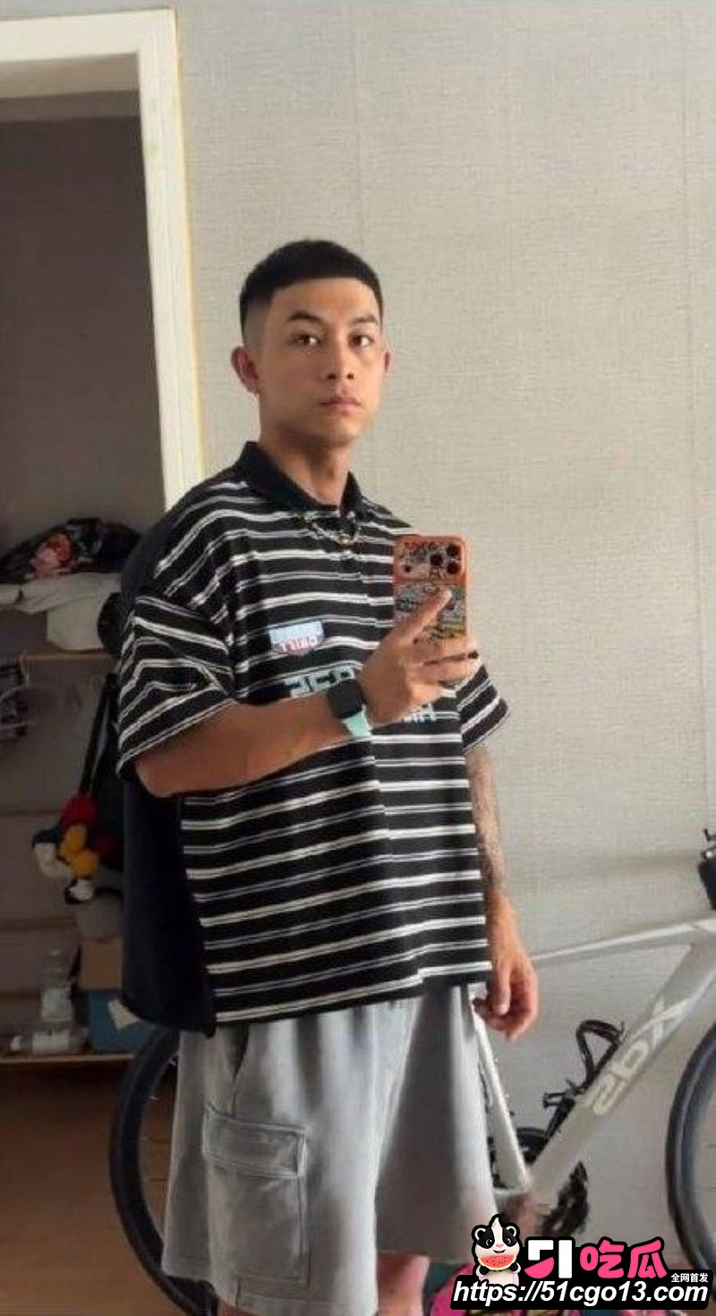 健身博主雨轩出轨教练雷宁 8 健身博主雨轩出轨教练雷宁 8