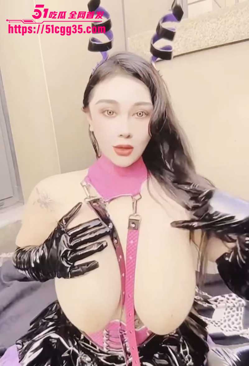 顶级巨乳女网红芷仪G宝福利合集流出 4 拷贝 顶级巨乳女网红芷仪G宝福利合集流出 4 拷贝