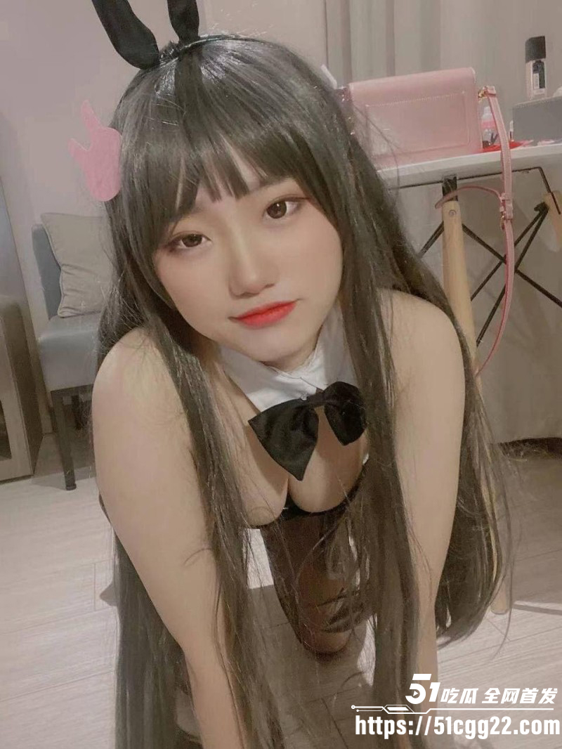 清纯学生妹被绿帽男友诱骗玩3P02 清纯学生妹被绿帽男友诱骗玩3P02