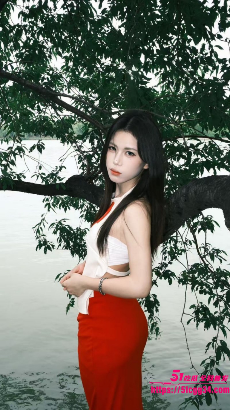 浙江女主播 赵熙 遭领导潜规则视频流出 表面女神床上却淫荡无比 漏奶口交后入打桩呻吟不断 5 浙江女主播 赵熙 遭领导潜规则视频流出 表面女神床上却淫荡无比 漏奶口交后入打桩呻吟不断 5